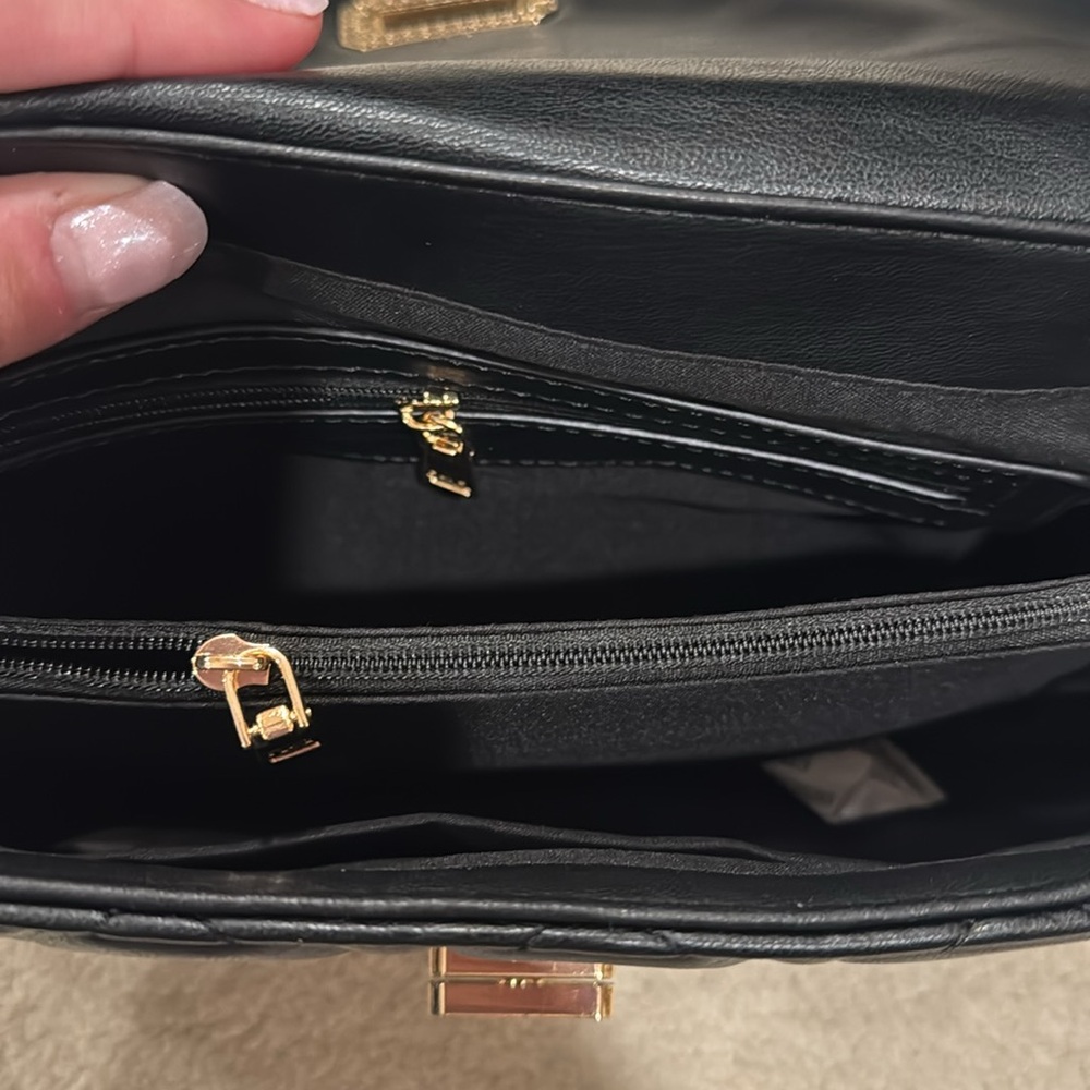 NWT Badgley Mischka Quilted Black Crossbody Bag with Gold Hardware, Studs … - Picture 7 of 8